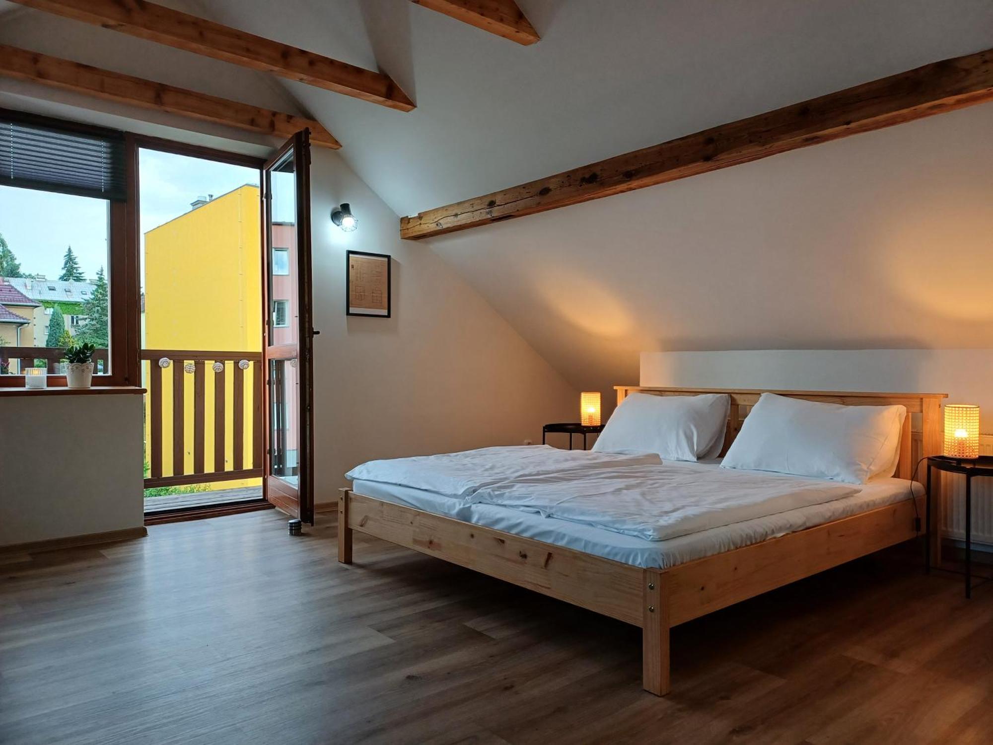 Loft Apartment การ์โลวีวารี ภายนอก รูปภาพ